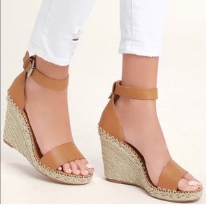 Dolce Vita Noor Wedges - Tan the cutest wedge. Worn once.